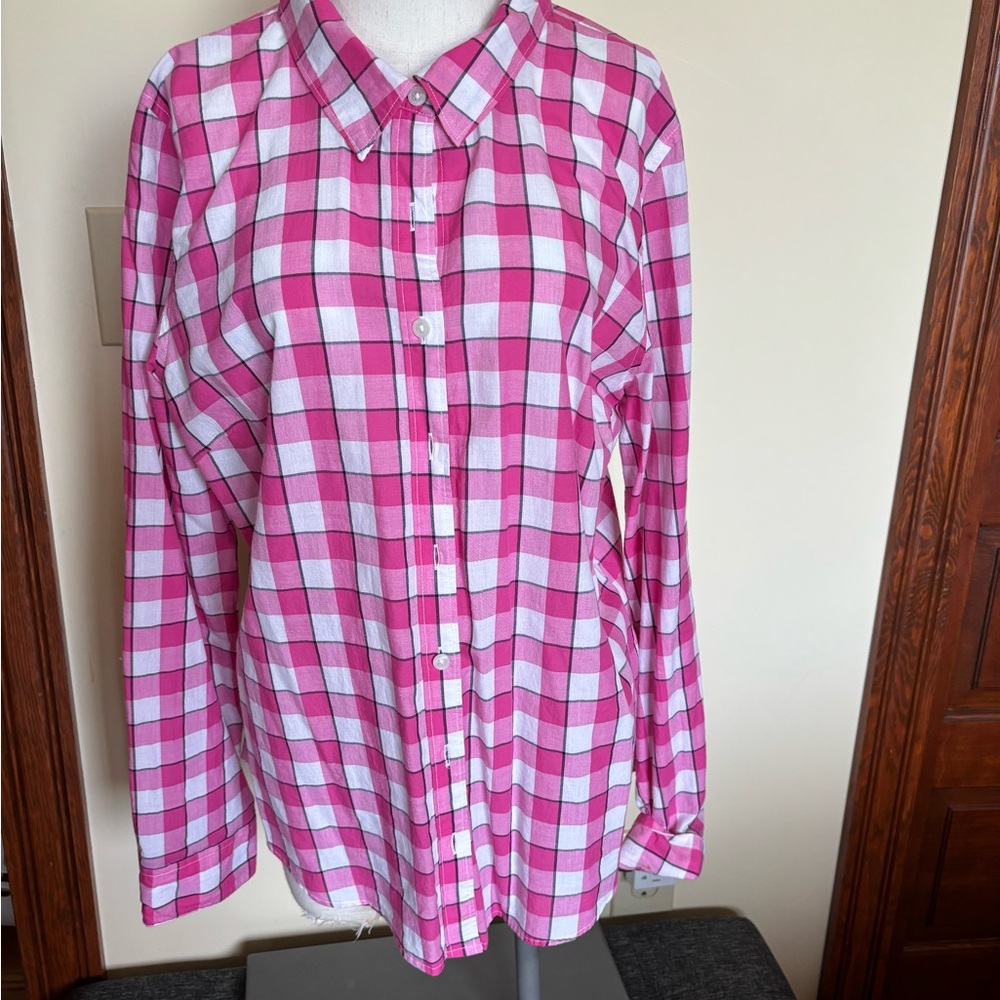 EUC Crown and Ivy Blouse
